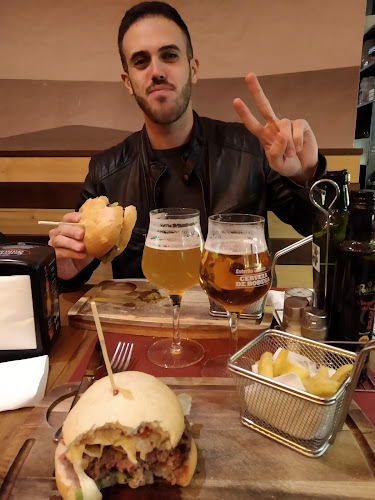 Carrer de Cabestany, 21, Les Corts, 08014 Barcelona