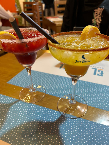 C. Martínez Campos, 23, bajo, Ronda, 18002 Granada