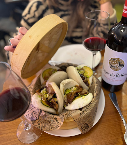 El Gallo Gastrobar Phone number