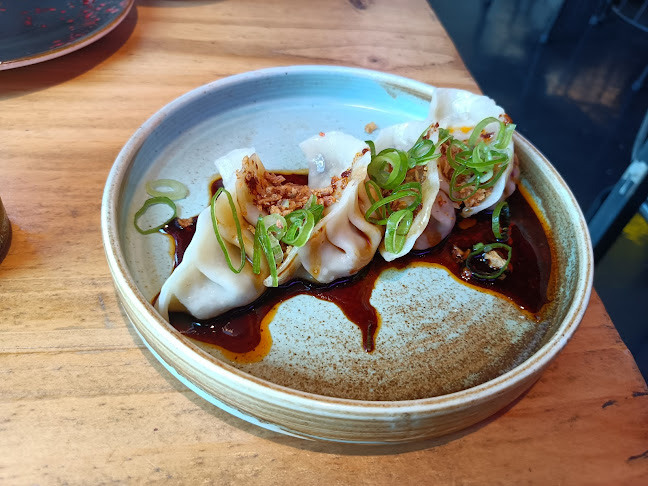 Desoriente Phone number