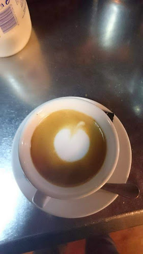 Opinii despre Cafetería Los Helvetas în Mugardos - Gastronomía y hostelería