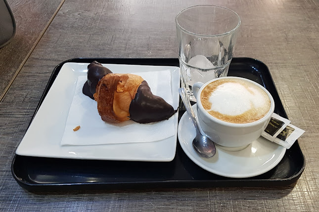 Opinii despre Cafeteria Mònaco în Tarragona - Gastronomía y hostelería