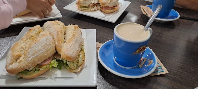 Bar Cafetería Carlos V