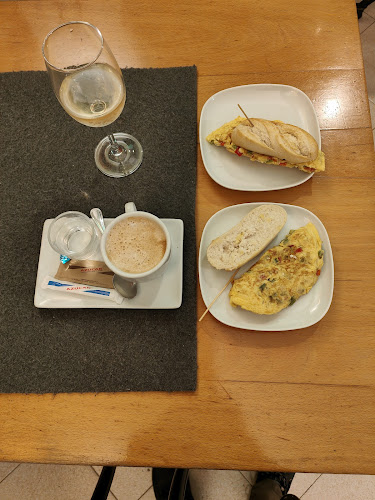 C. Fermín Daoiz, 2, 31015 Pamplona, Navarra