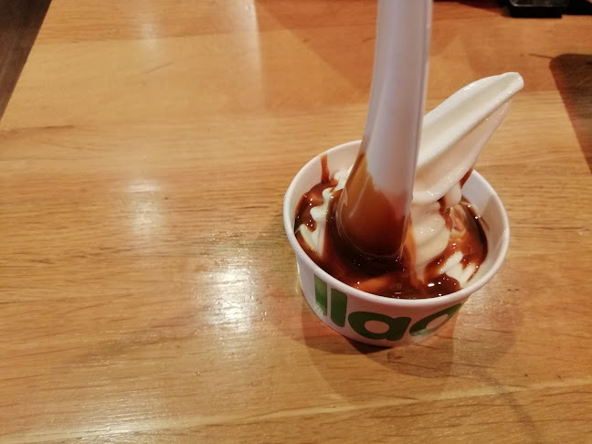 llaollao Open Times