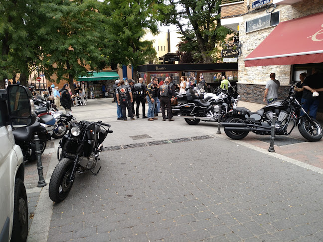 Burguer Emilio's Open Times