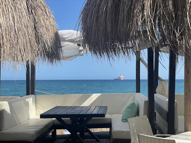 Chiringuito Oasis Playa - Gastronomía y hostelería