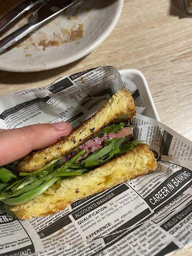 Comments and reviews of Restaurante Cornisa 23