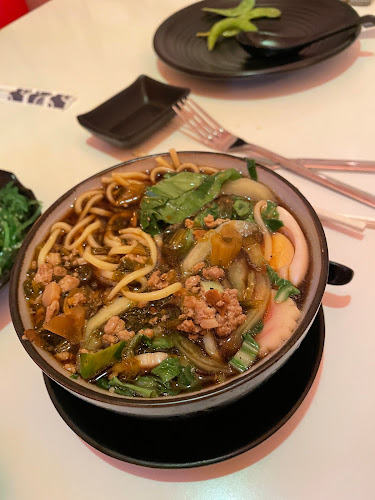 Opinii despre Restaurante L.San Sushi Ramen în Sevilla - Gastronomía y hostelería