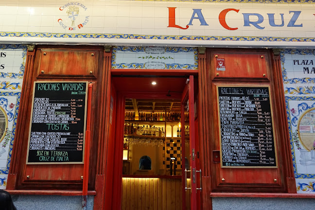 C. de la Victoria, 3, Centro, 28012 Madrid