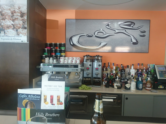 Comments and reviews of Pastelería-Cafetería-Heladería Balada