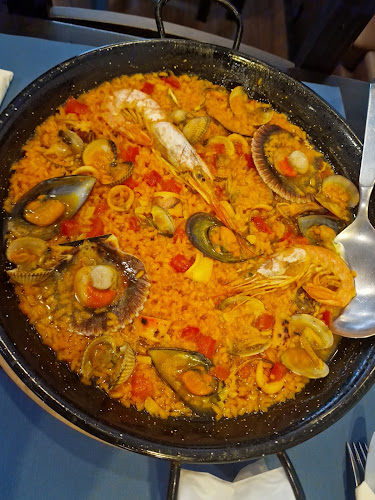 Opinii despre Restaurante O Faro în Vigo - Gastronomía y hostelería