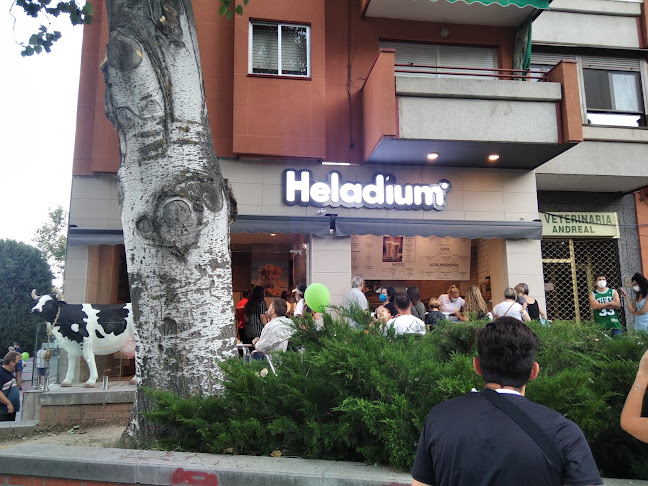 Comments and reviews of Heladium