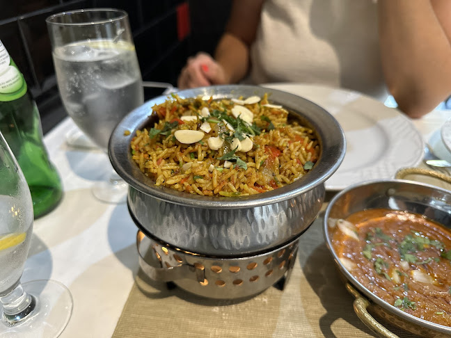 Restaurante Sultan Golden Curry - Gastronomía y hostelería