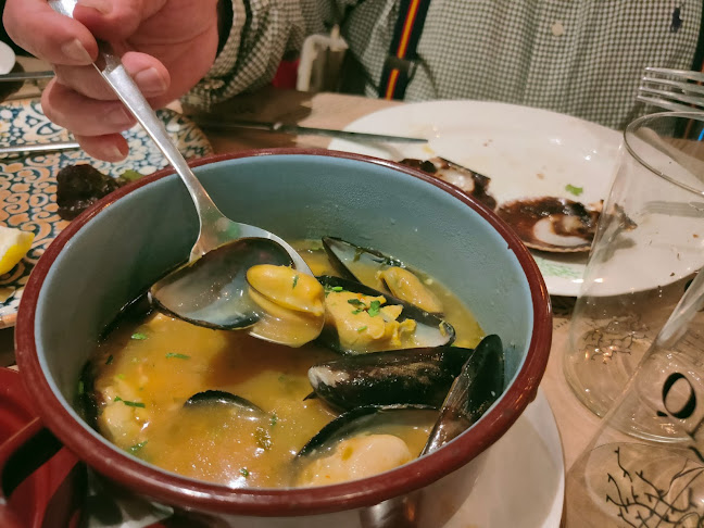 Av. de José Manuel Palacio Álvarez, 42, Gijon-Oeste, 33212 Gijón, Asturias