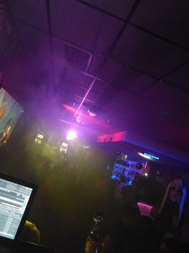 Coctelería 9Nokao Phone number