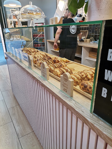 Opinii despre Empanada Club Gracia | Empanadas Argentinas în Barcelona - Gastronomía y hostelería