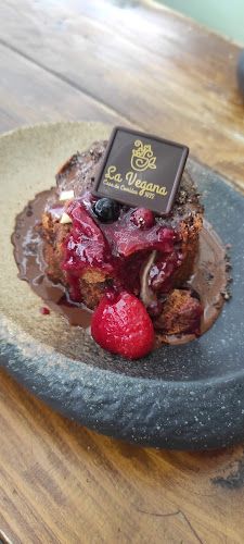 Casa de Comidas La Vegana - Camargo