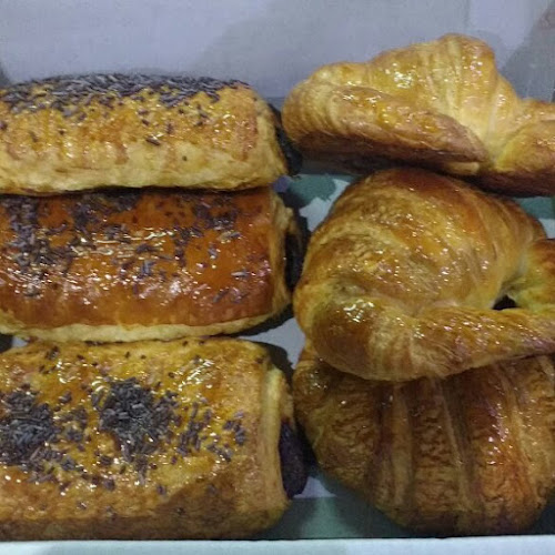 Reviews of Panadería El Porvenir in La Hoya - Gastronomía y hostelería