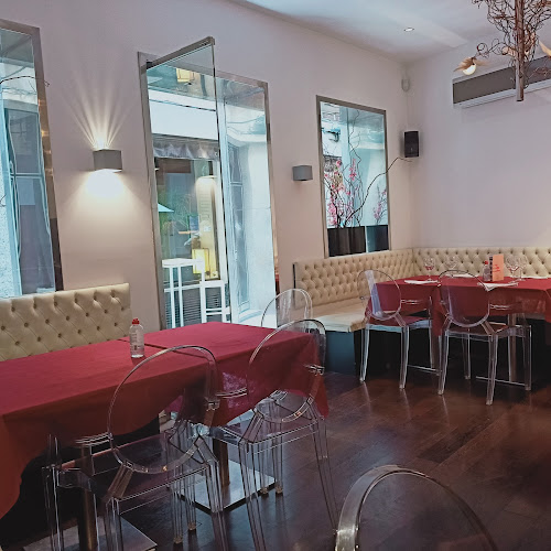 Calle López Castrillón, 1, 24003 León