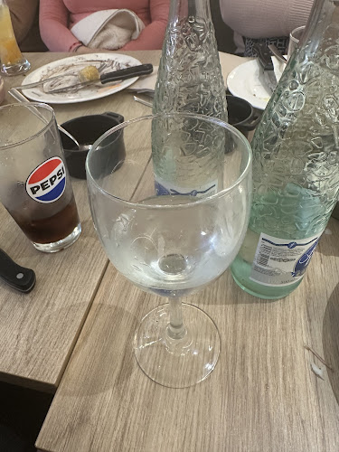 Comentarii opinii despre Restaurante Brasayleña La Maquinista