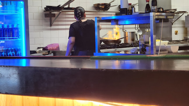 C. Felipe II, 41013 Sevilla