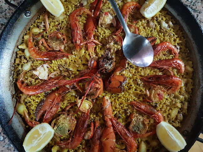 Restaurante EL TIMÓN comida mediterranea arroceria terraza frente al mar - Gastronomía y hostelería