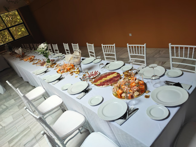 Opinii despre Bar Cafetería Nueva Venecia în Sevilla - Gastronomía y hostelería