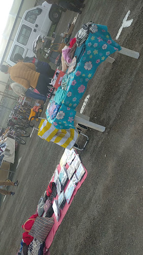 Comentarii opinii despre AutoCine. Mercadillo (los Domingos) de San Javier.