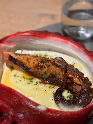 Opinii despre acento - social eatery în Sevilla - Gastronomía y hostelería