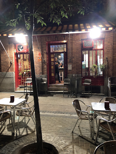 Reviews of Gastro bar Look at in Madrid - Gastronomía y hostelería