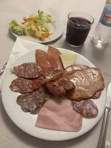 Opinii despre Restaurante-Hostal Venta Tomas în Almuradiel - Gastronomía y hostelería