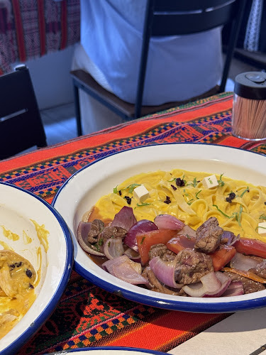 Perú En Tu Mesa Open Times