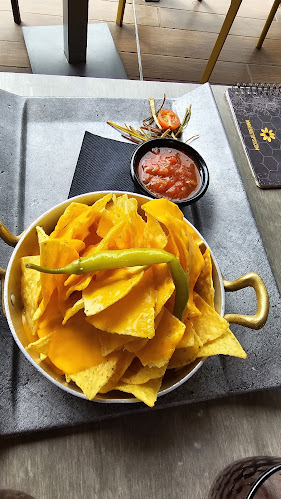 Tipsy Bee - Puerto Rico