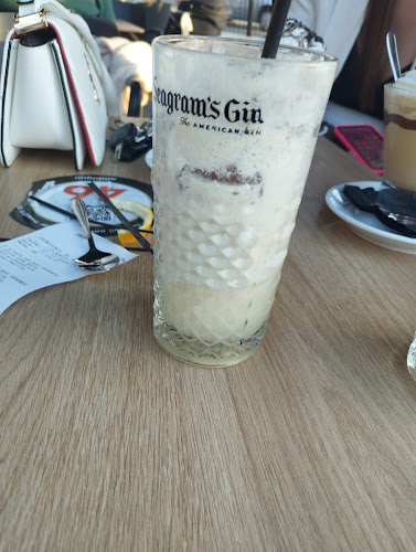 Cafetería .Ambiguo Open Times