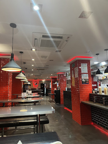 Restaurante Mister Noodles Sevilla - Gastronomía y hostelería