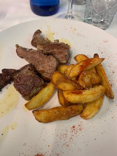 El Camarote & The Roof Phone number