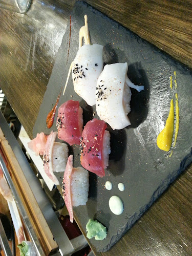 Av. Alfonso El Sabio, 8, puesto 317, 03004 Alicante