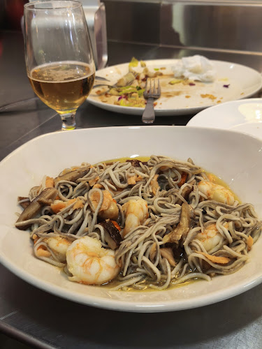 Marisquería El Pato Rojo desde 1974 Open Times