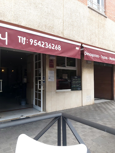 C/ Periodista Ramón Resa, 6, 41012 Sevilla