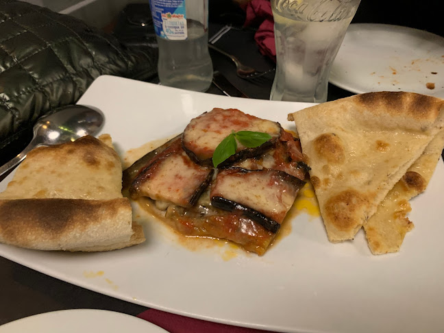 Pizzeria Italiana Vittoria Phone number