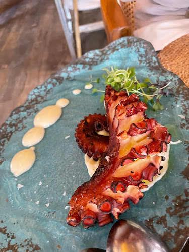 Comments and reviews of HUMO EL ORIGEN - Restaurante & Cocktail