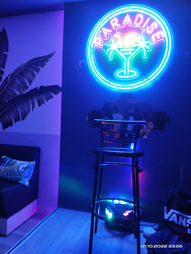 Tower Paradise - Gastronomía y hostelería