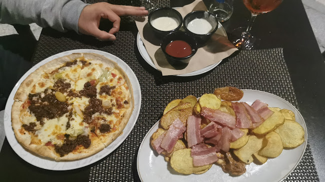 Pizzería La Competencia - Gastronomía y hostelería
