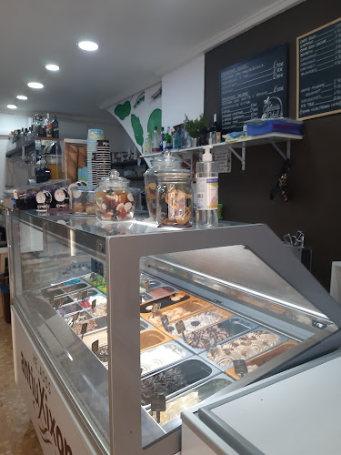 Cafetería - Heladería de Adal - El Puig de Santa Maria