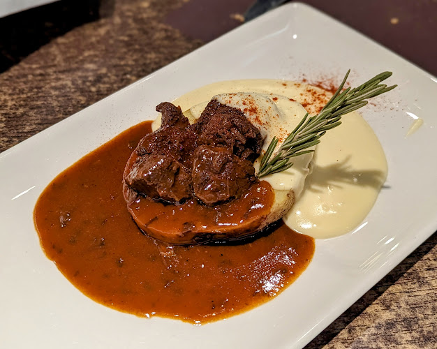 Av. del General Perón, 10, Tetuán, 28020 Madrid