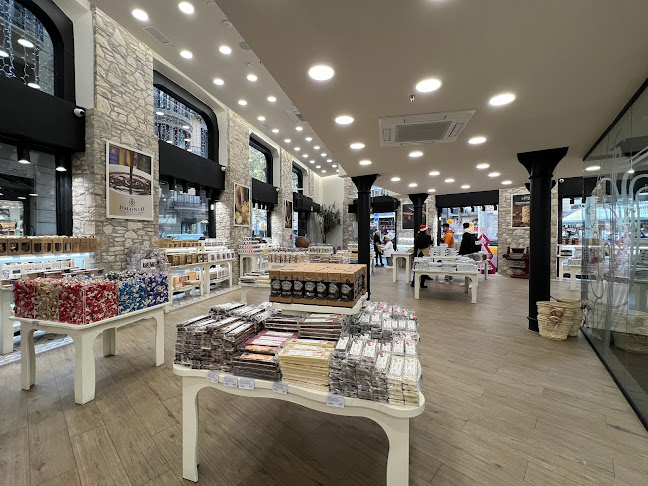 Comentarii opinii despre TIENDA Y MUSEO TORRONS VICENS LAS RAMBLAS