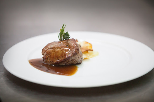 Opinii despre Lur Gatika Jatetxea în Munguía - Gastronomía y hostelería