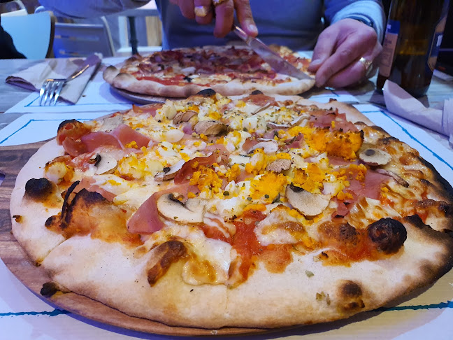 Plaza 5incuentaytr3s