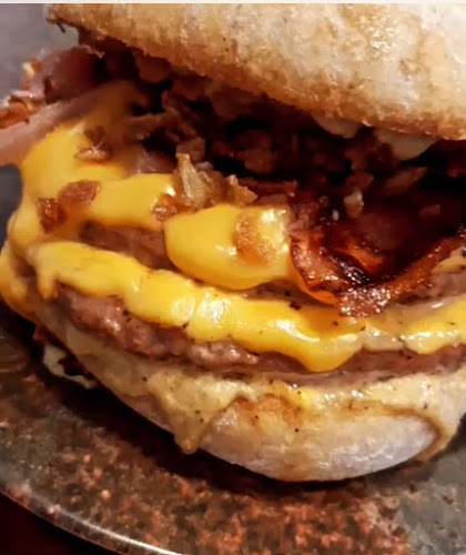 Rúa Manuel Murguía, 12, 15011 A Coruña